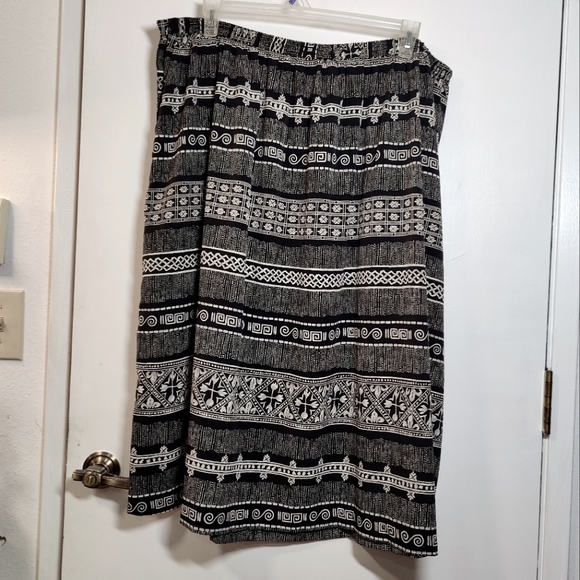 Vintage Alfred Dunner Black & White Print Midi Skirt - Picture 3 of 7